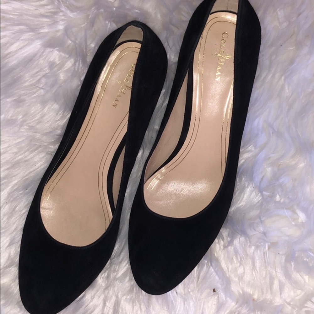 Cole Han Chelsea Suede Low Heel Pumps sz 10.5